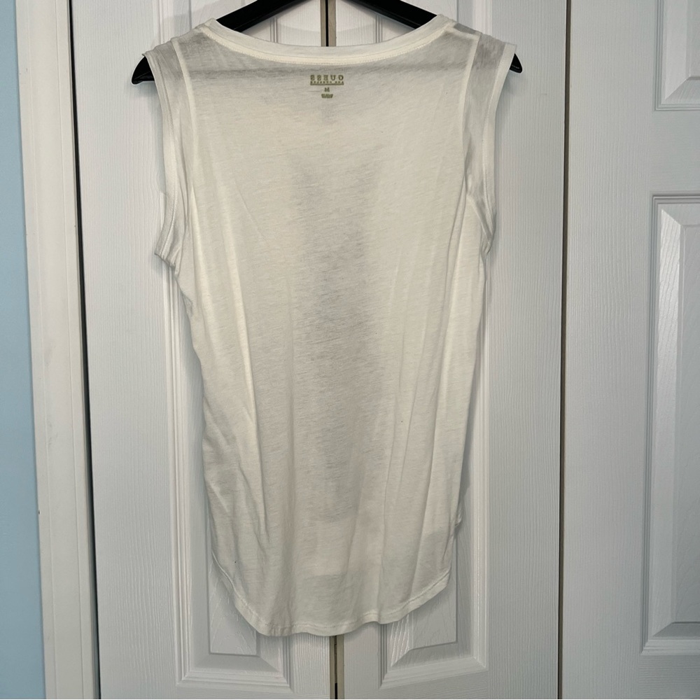 Guess Rabbit Top - Picture 4 of 6